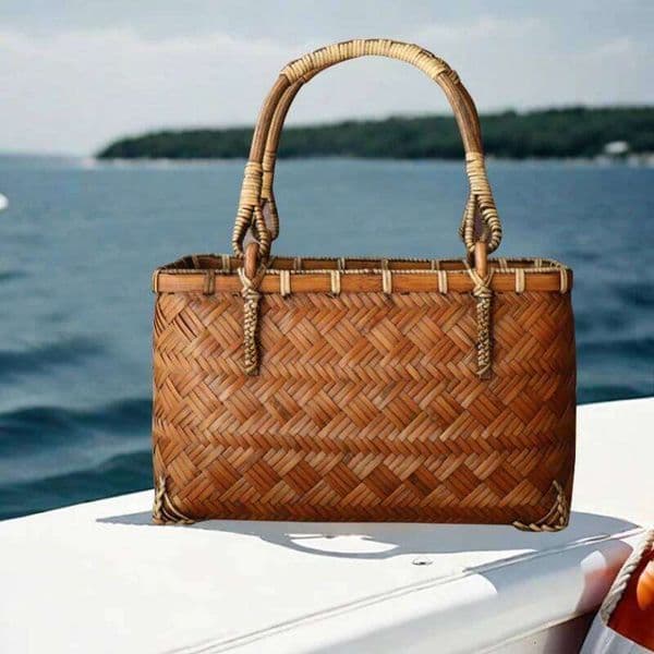Fashion Handmade Bamboo Women's 2025 New Woven Women Handbag Summer Beach Shopping Bag 26W0422