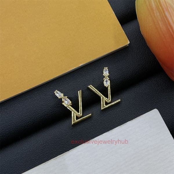 Louise lousi lvness lvs earring gold earrings designer for women brass letter stud wedding party jewelry