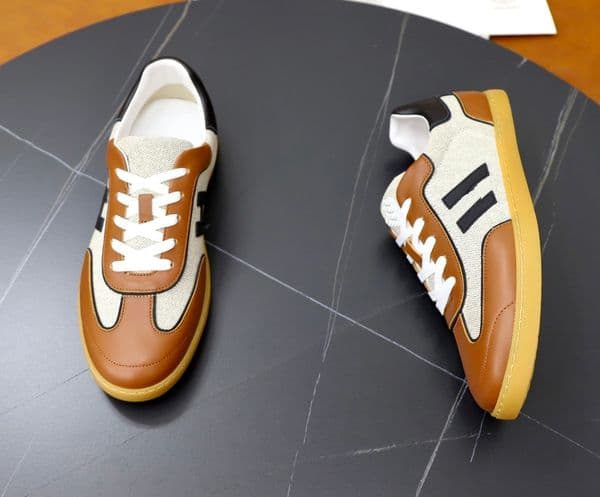Designer Luxurys Dress Shoes Men's Retro German Trainer Casual Skate Shoes Genuine Leather Boots Mesh Breathable Sneakers Versatile Flat White Trainers
