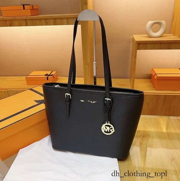 2026 10A designer Handbags Classic kohrs Tote Bag wallet purse Female mkness Bag Crossbody shoulder Bag Lady messenger Bag a4 43f