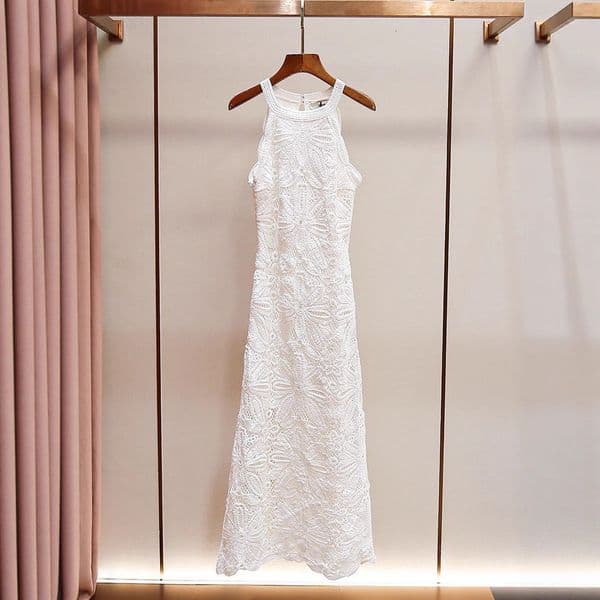 Halter Neck for Women 2023 Early Autumn New Vacation Style Hollow Out Sleeveless Waist Slimming Embroidered Long Dress