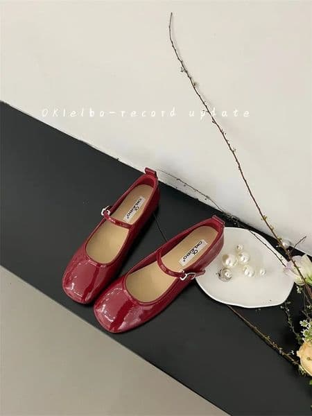 Flat Bottom Mary Jane Womens Shoes French Retro One Line Buckle Red Womens Patent Leather Ballet Shoes Trend Size 33-44 260423