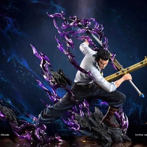 30cm/1181inch One Piece Dracule Mihawk Figure One Piece Anime Figures Pvc Statue Desktop Ornament Collectible Model Toys Gifts S260423