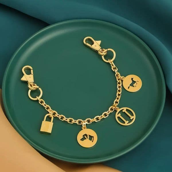 New Designer Keychain Bag Pendant Platinum Bag Pendant New Hardware Keychain Jewelry Womens Bag Decoration Chain Pendant handbag