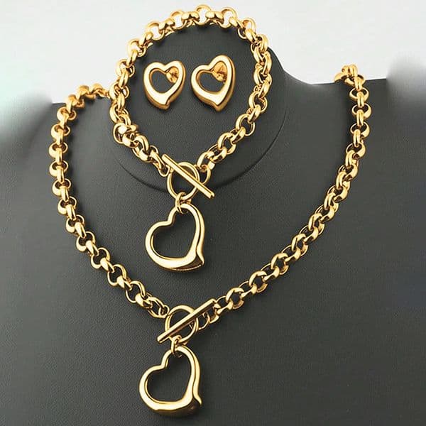 Aomogo Set INS Exquisite Love Fashion Stainless Steel Bracelet Earrings Necklace Pendant Womens Daily Goods Party Favors 260423