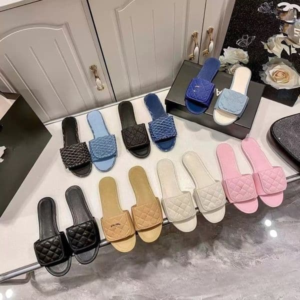CC Camellia Designer Shoes Women Quilted Flat Slide Sandals, Metal Logo Decor Open Toe Slippers, Luxury Style Summer Beach Slides, Casual Outdoor Mules Plus Size 35-42