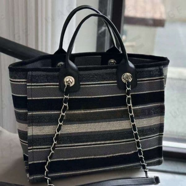 2026 New Women's Striped Logo Tote Bag Retro Style Multi-Color Large Capacity for Daily Designer Shoulder Bag with Chain Wristlet Purse-2