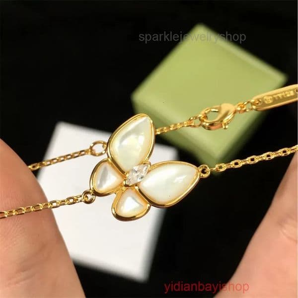 vanly cleafs Designer Bracelet jewelery designer braclet clover Classic Single Flower Bracelet Designer Colorful Clover Shell Charm Fashion Womens