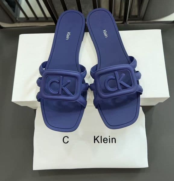 Luxury brand C K letter women's slippers, high-quality anti slip women's sandals, designer fashionable and popular flat shoes size 35-42