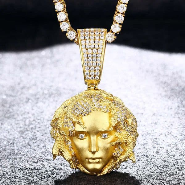 moissanite Cross-border European and American new Medusa personalized pendant with micro-inlaid zircon, trendy hip-hop necklace accessories wholesale