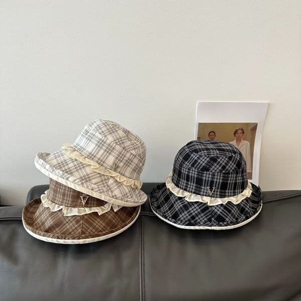 Women Plaid Ruffle Trim Bucket Hat Summer UV Protection Wide Brim Breathable Sunscreen Sun Hat Casual Preppy Style Beach Fisherman Cap