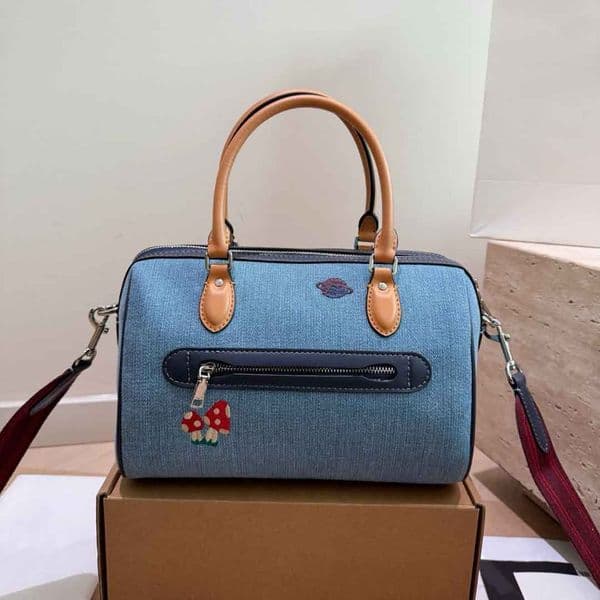 2026TOP Women Luxurys Designer New Denim Embroidery 25SBoston Pillow Flwoer Handbag Shouder Crossbody Ladies Fashion Tote Handbags Commute Bag Pouch Purse 25cm