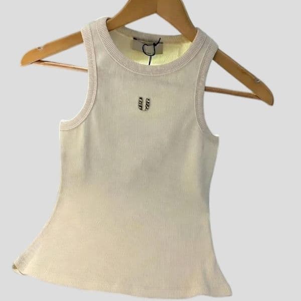 Designer tank top women knitted slim fitting casual commute vest sleeveless fashion classic short top for womens embroidery breathable elasticity mz1162