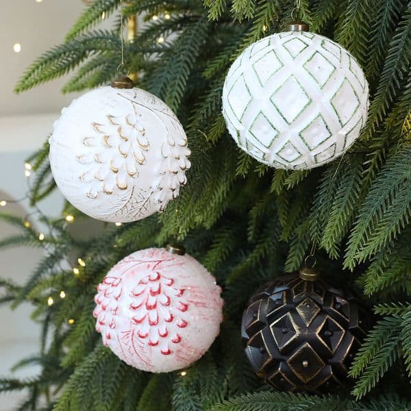 10CM 4PCS Antique Christmas Balls Vintage Xmas Tree Hanging Ornaments Hotel Window Decor