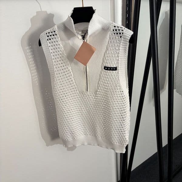Designer Hollow Knitted Vest Women White Slim Sexy Sleeveless Tops Vintage Charm Trendy Commute Knitted Tees