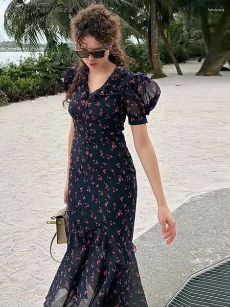 Casual Dresses Floral Puff Sleeves Maxi Women's Slim Waist-cinching Hip-wrap V-neck Dress 2026 Ladies Summer Vacation Outwear