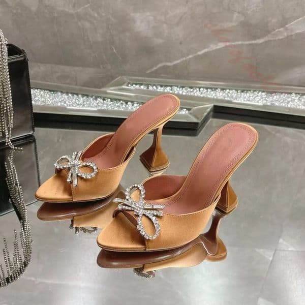 Womens sandals Top quality high heeled shoes Designers bowknot pointed toesl crysta buckle summer sexy wedding dress heel strap genuine leather sole sandal with box