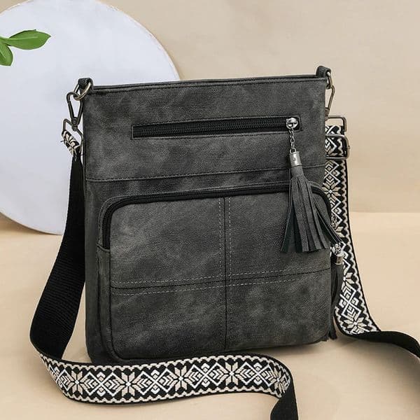 Retro denim PU singleshoulder bag Large capacity fashionable fringed womens crossbody with multiple pockets suitable f 260429