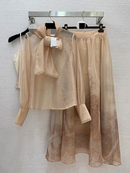 G25092918 2026 Spring/Summer New Three-Piece Set! Lace trimmed and stitched V-neck long-sleeved fitted blouse (with bow-shaped wide shoulder strap)