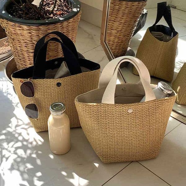 Women 's New Idyllic Woven Bag Retro Casual Portable Straw Bag Summer Seaside Beach Vacation Bag