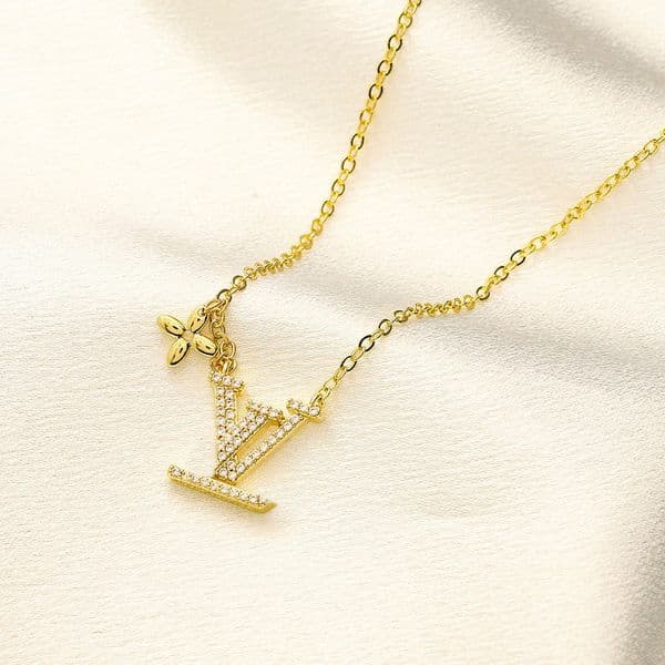 Luxury 18K Gold Plated Necklaces Designer Jewelry Fashion Pendant Necklace Party Gift