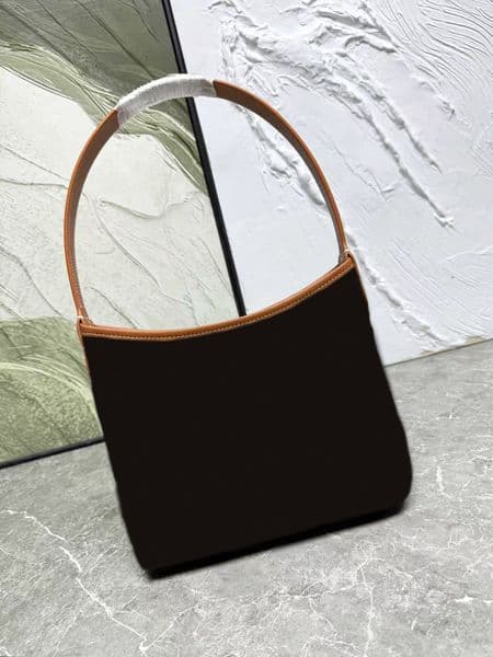 2026 high-quality luxury designer classic women's lychee pattern armpit bag casual women's handbag leather women's luxury brand shoulder bag