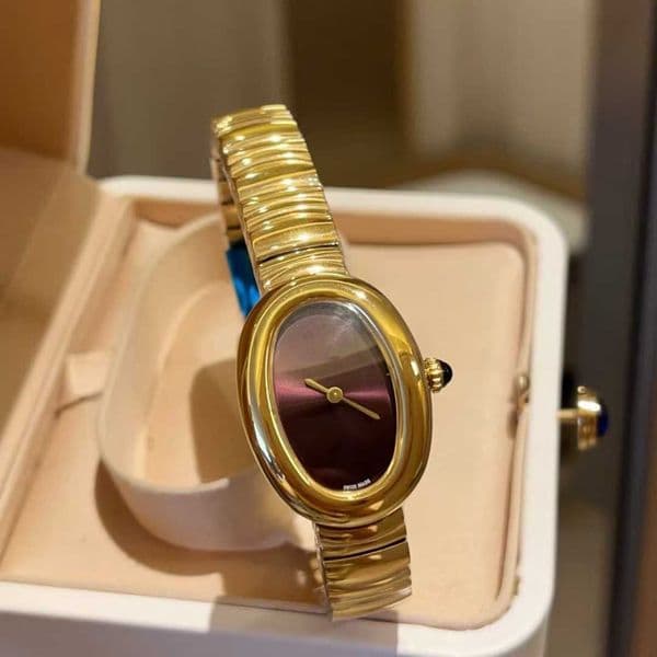 Classic bathtub series wristwatch, AAA new stylish model with quartz movement for ladies