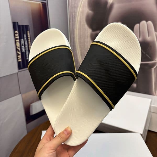 Fashion Designer Men Slides Cool Multi Color Slippers Non Slip Soft Comfortable Summer Daily Indoor Outdoor Casual Footwear 1111