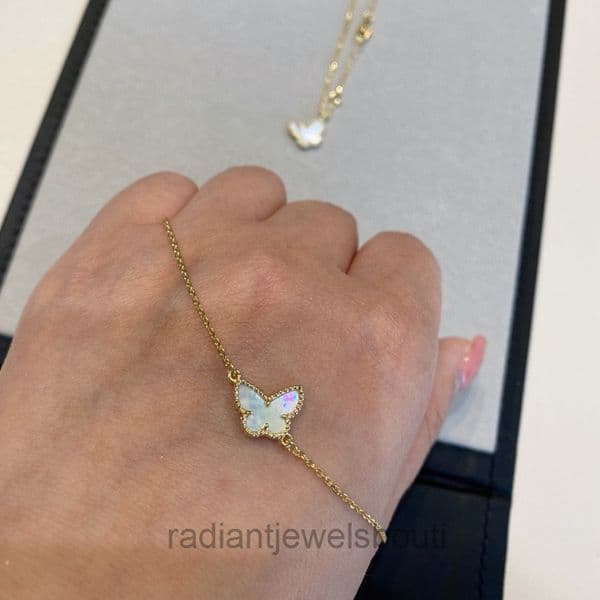 vanly cleeg designer jewelry Pure Butterfly Necklace Exquisite Carving Four-Leaf Clover Thick Plated White Mother-of-Pearl Pendant Rose
