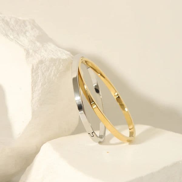 retro stainless steel gold electroplating 18K n edge 4MM womens bracelet fashion versatile jewelry wholesale 260428