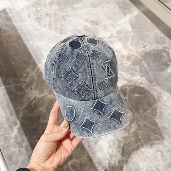 Designer Ball Caps Luxury Mens Canvas Ball Caps Women Hats High Quality Casual Fitted Top Design Cap Fashion Letters Casquette Beanie Hat Daily Outfit