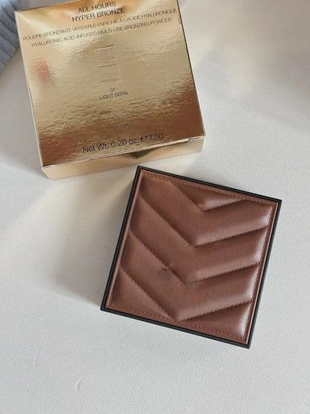 All Hours Hyper Bronze Foundation 7.5G Gold And maquillaje Leather Powder Compact Natural 2 Colors Stock Makeup Tool Cosmetic 001