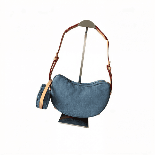 Designer Single-Shoulder Bag Premium Denim Heart-Shaped Handbag Fashionable Zipper Heart Bag