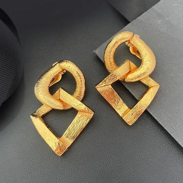 Backs Earrings Jewelry & Accessories Retro Style Geometric Hollow Luxury Ear Clip For Women's Parties Gifts