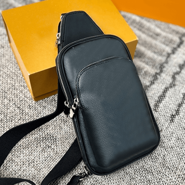Classic vintage Backpack fashionable commuting bag luxury designer bag men's shoulder bag high-end handbag practical crossbody bag high-quality leather bag
