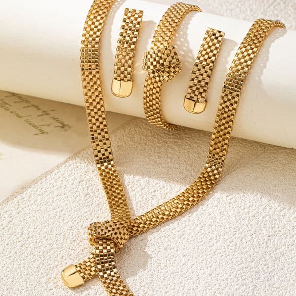 Vintage Jewelry Set New Self-Developed European And American Punk Style Gold Diamond-Studded Magnetic Snake-Shaped Exaggerated Choker