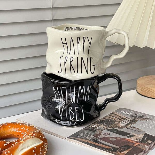 New Creative Ceramic Mug Simple Black and White fashion mug High-Value Coffee Office Home Drinking Cup