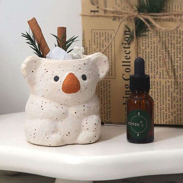 Ceramic Cute Koala Flameless Diffuser Aroma Crystal Stone Aromatherapy Birthday Gift Box Fragrance Ornament