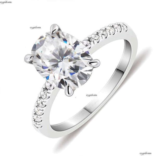S Pure Silver Electroplated White Gold Set VVS Oval Moissanite Fashion Light Luxury Wedding Ring