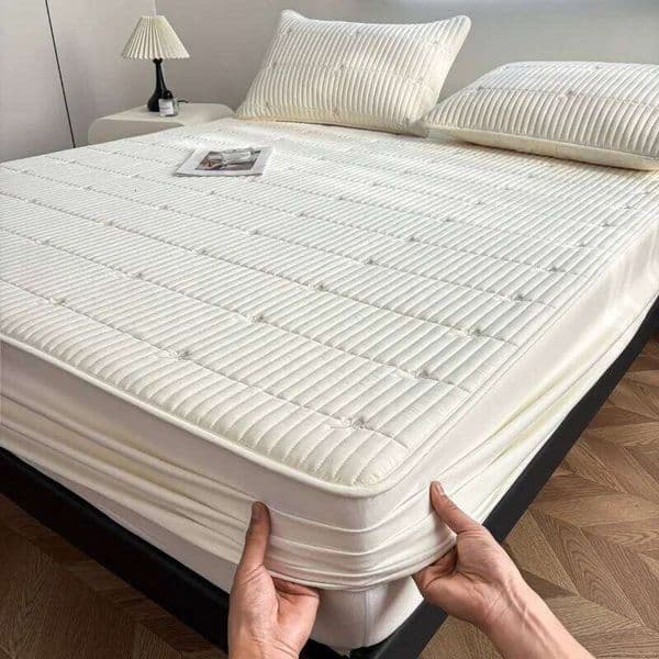 Waterproof Quilted Padded Mattress Protector with 360 Elastic Band Full Size Microfiber Fitted Sheet, Gray/white 140/160x200cm 26L0202