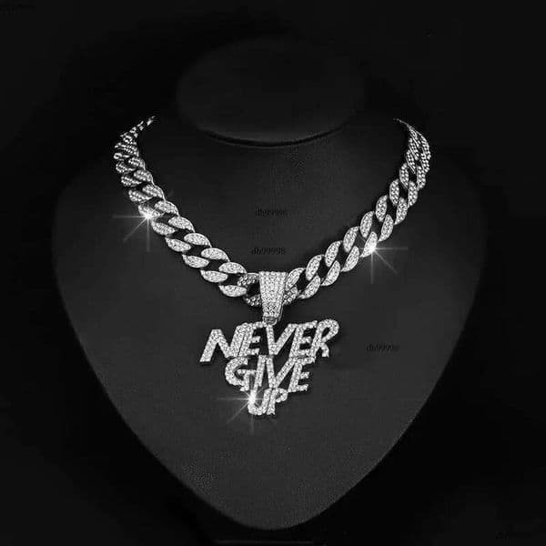 DHCollection Unisex Hip Hop Never Give up Pendant with Cuban k Chain Gold and Sier Plated for Gift or Party