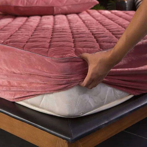 Plush Thicken Mattress Cover Warm Soft Crystal Velvet King Queen Quilted Bed Fitted Sheet Not Including 26L0202