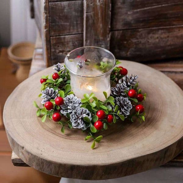 2026 Christmas Decorations Scented Candle Holders Decorative Pinecones Red Berry Wreaths Table Centerpieces 26H0202
