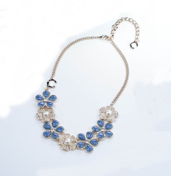2026 Luxury quality charm pendant necklace with diamond and blue color design in 18k gold plated have stamp simple design PS6414B
