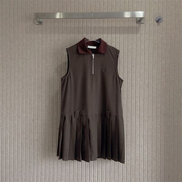 Spring Sleeveless Vest Pleated Skirt Women Designer Letter Loose Tank Dress Maillard Style Casual Versatile Dresses