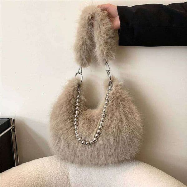 Plush Women Armpit Purse Chain Fluffy Versatile Shoulder Faux Fur Fashion Underarm Ladies Winter Crossbody Hobo Bag Z260204