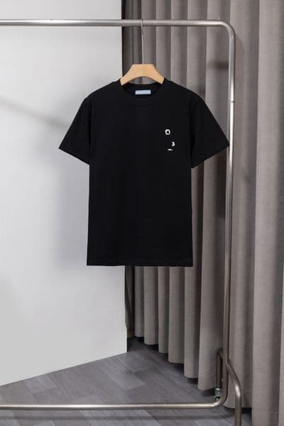 Premium Designer Streetwear Collection: T-Shirts with Fashionable Prints for Men & Women, Street-Style Shirts, Men's Designer Short-Sleeve Tees and Shirts