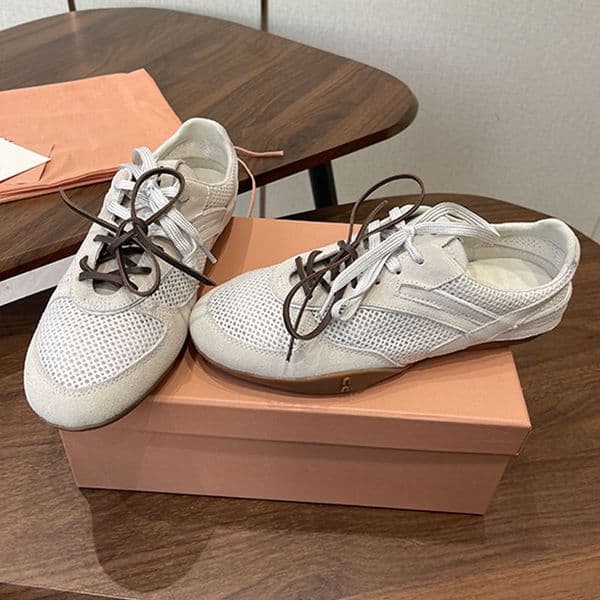 Fashion Designer Gymnasium Mesh Suede Sneakers 5E589 white suede Breathable Mesh casual shoes light TPU Non slip sole Breathable Comfortable Shoes