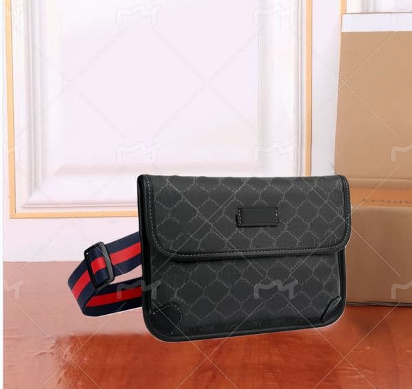 10A Luxurys Classic Chest Bum bag Waist Bags Cross Body Totes Bumbag Designer Hangbag Men Womens Wallets Nylon Bag Fanny Packs Waistpacks Leather Purse A5