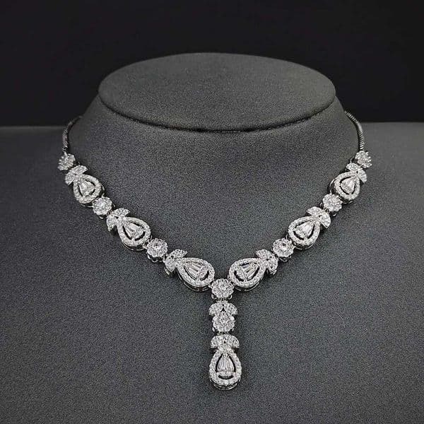 Necklace Designer For Women Hot-selling New Inlaid Necklace For Women High-end Design Niche Q260515